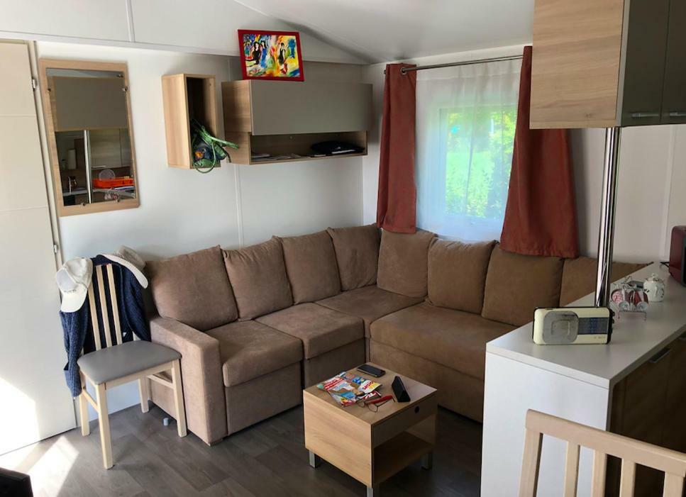 Mobil Home Proche Du Plan D'Eau D'Embrun Buitenkant foto